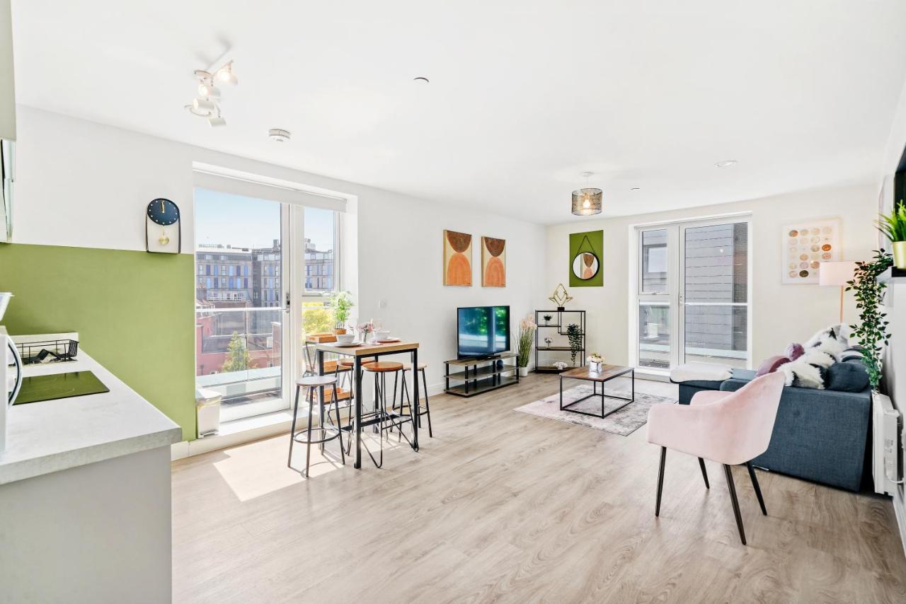 Stunning Penthouse - Balcony Apartamento *
